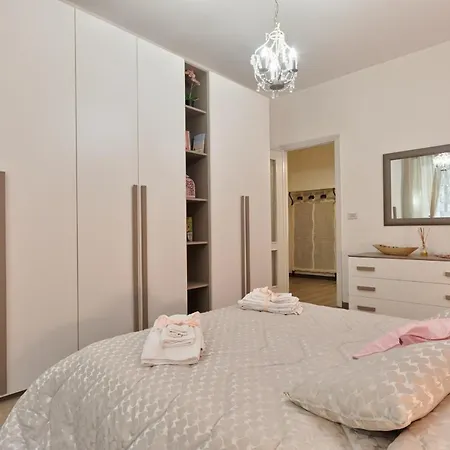La Maison Charmante - Boutique
